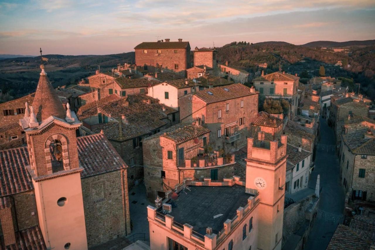 Il Casone Apartment Montisi Bagian luar foto
